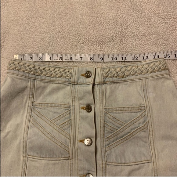 Veronica Beard Aron Braided Button Front Miniskirt Denim Jean Skirt Light Wash - Picture 9 of 14